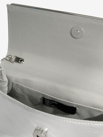 Friends Like These Клъч в сребърно