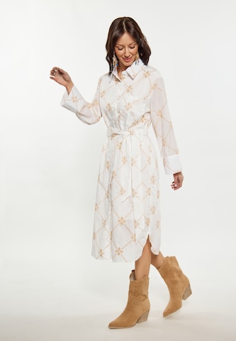 usha FESTIVAL - Vestido camisero en blanco