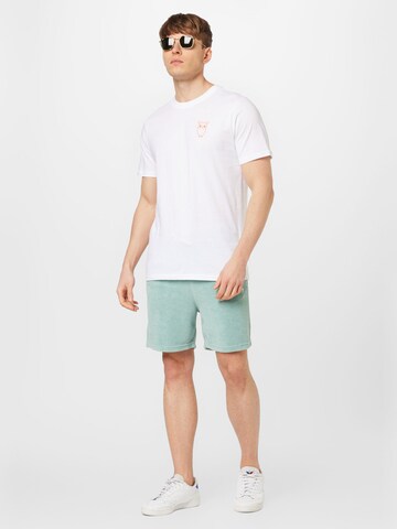 MOUTY Regular Shorts 'June' in Grün