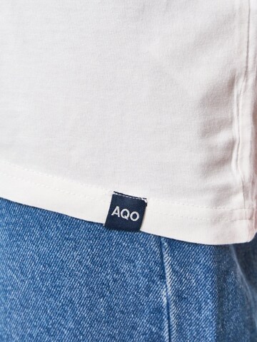 A Question Of (AQO) Shirt 'Carfish' in Wit