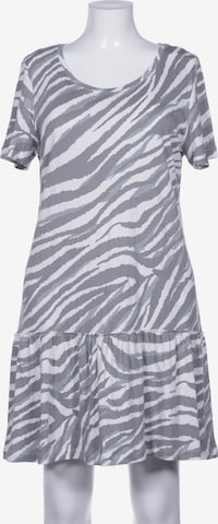 DARLING HARBOUR Dress in XL in Grey: front
