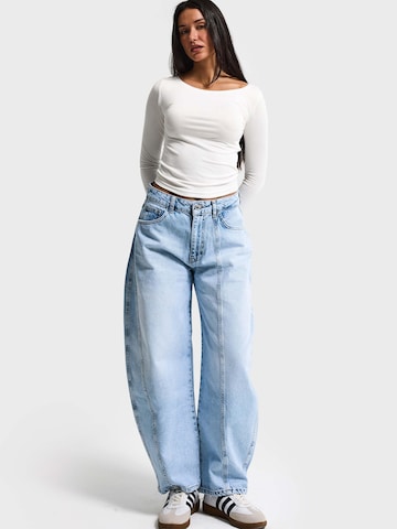 IT'S BASIC Vat Jeans 'BARREL BALLOON MID RISE JEANS' in Blauw