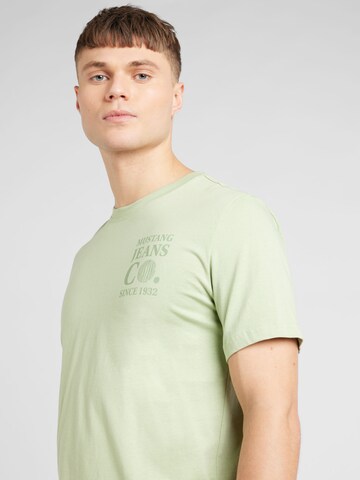 Tricou 'AUSTIN' de la MUSTANG pe verde