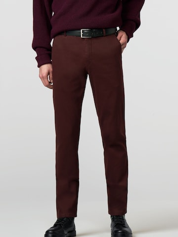Regular Pantalon chino 'New York' MEYER en rouge : devant