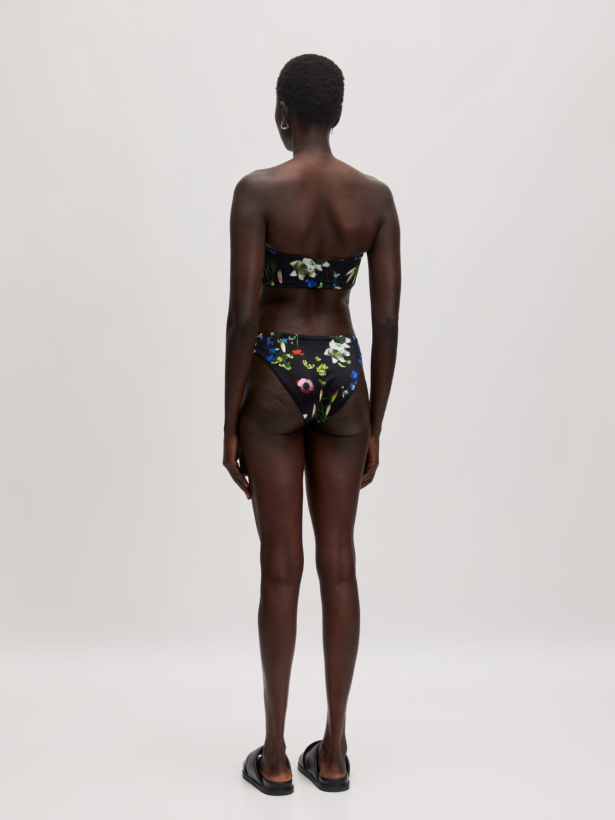 EDITED Prodotti Top per bikini 'Osia' nero