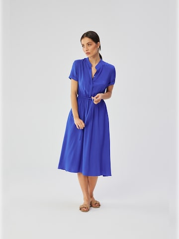Stylove - Vestido camisero en azul: frente