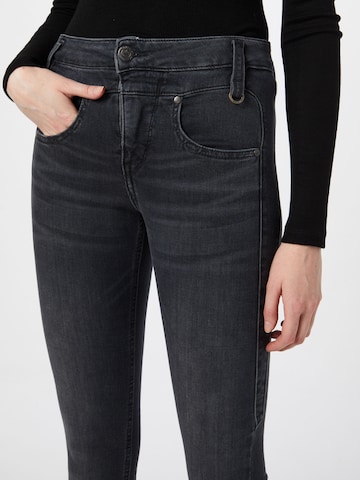 Herrlicher Skinny Jeans in Black