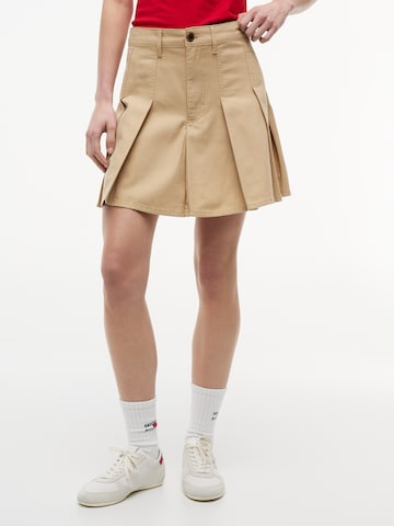 Tommy Jeans Hame värissä beige: etupuoli