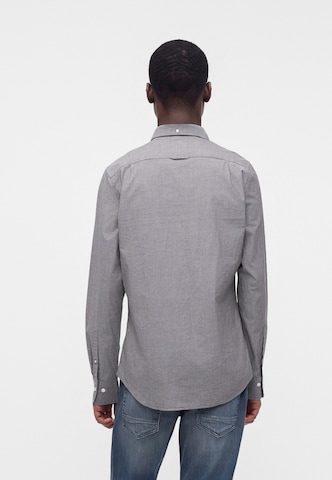 GANT Slim fit Button Up Shirt in Black