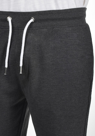 !Solid - regular Pantalón 'Tamp' en gris