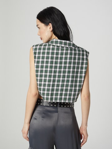 Camicia da donna 'Rachel' di ABOUT YOU x Chiara Biasi in verde