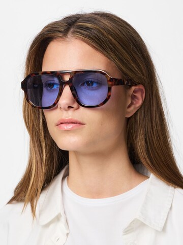 Lunettes de soleil 'PCKarla' PIECES en orange