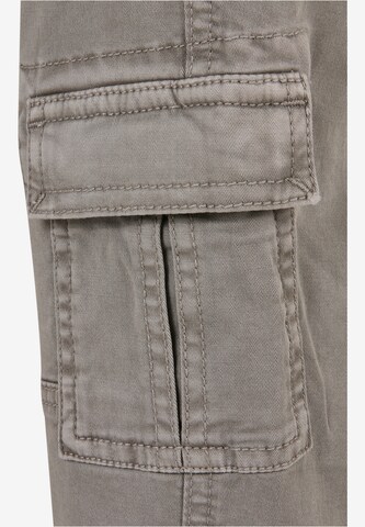 Effilé Pantalon Urban Classics en gris