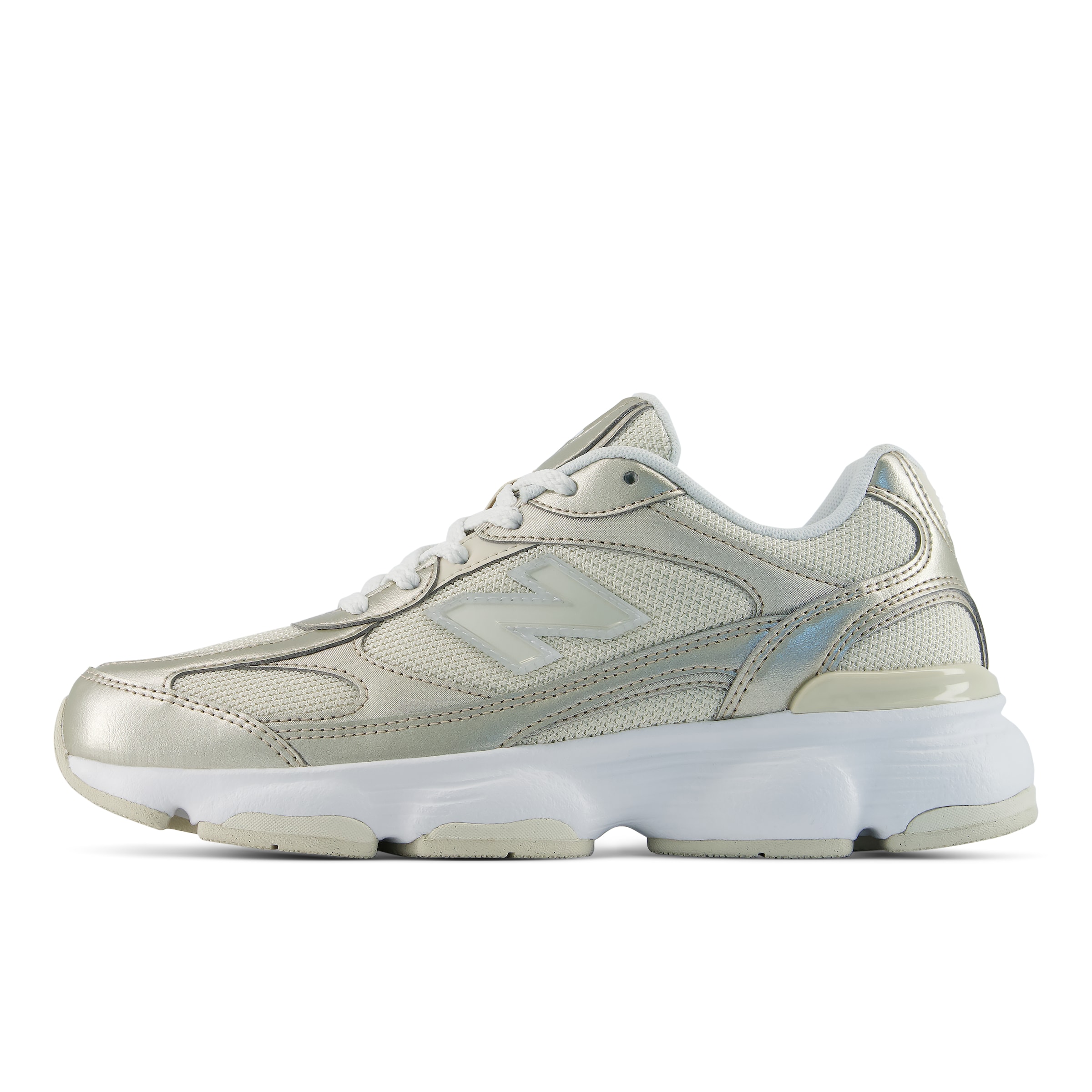 new balance Sneakers in Gold