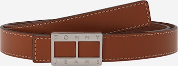 Tommy Jeans Belt in Brown: front