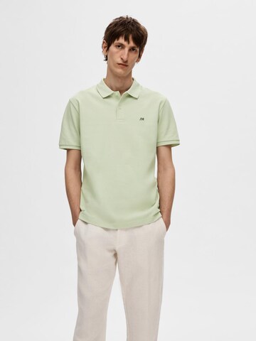 SELECTED HOMME - Camiseta 'DANTE' en verde: frente