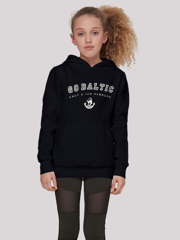 F4NT4STIC Sweatshirt 'Go Baltic Knut & Jan Hamburg' in Zwart: voorkant