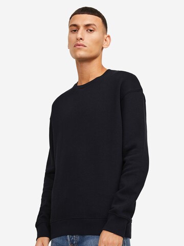 JACK & JONES Sweatshirt 'Star'‌‌‌‌‌‌‌‌‌‌ in Schwarz