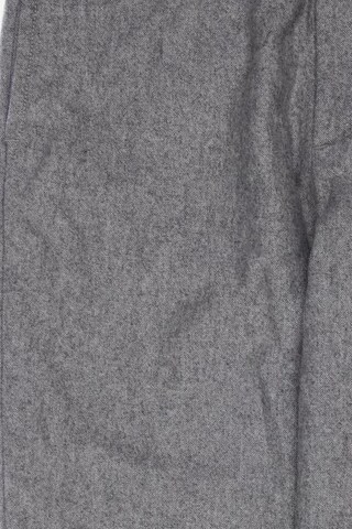 Woolrich Pants in 30 in Grey