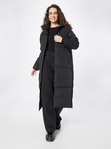 Manteau d’hiver Noa Noa en noir