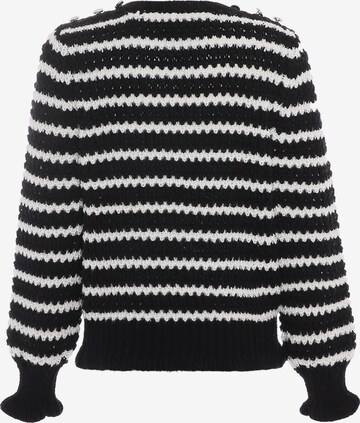 Pullover di faina in nero