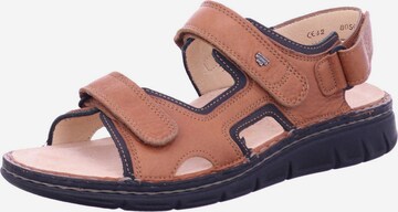 Finn Comfort Sandalen in Bruin: voorkant