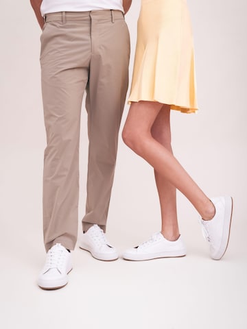 nae Vegan Shoes - Zapatillas deportivas altas 'KARIO' en blanco