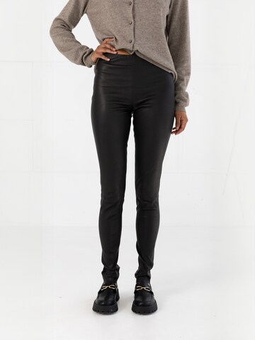 Coster Copenhagen Regular Trousers ' LEATHER ' in Black: front