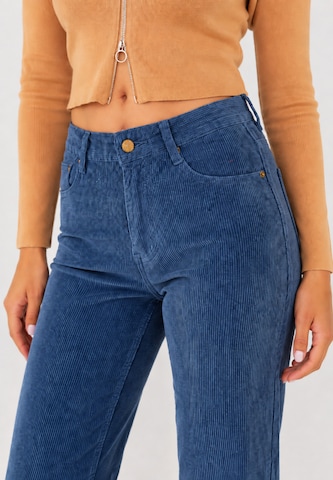 évasé Pantalon Elara en bleu