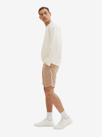 TOM TAILORregular Chino hlače - smeđa boja