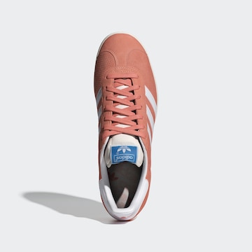 ADIDAS ORIGINALS Σνίκερ χαμηλό 'Gazelle' σε κόκκινο