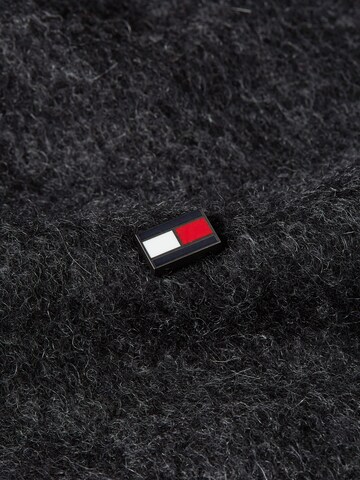 TOMMY HILFIGER Schal in Schwarz