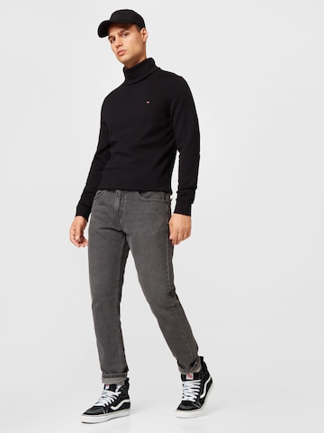 TOMMY HILFIGER Pullover in Schwarz