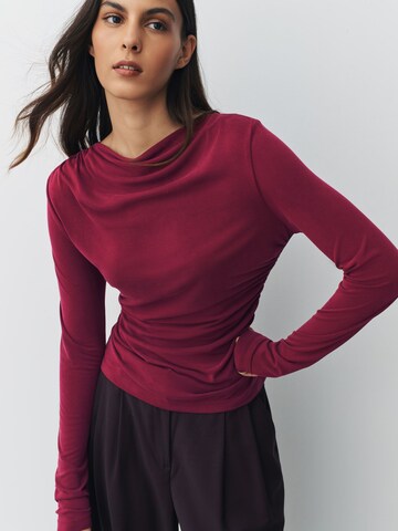 Next Футболка в Красный: спереди