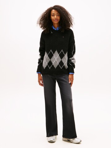 Tommy Jeans Широка кройка Дънки 'BELLA' в черно