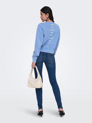 ONLY Sweatshirt 'tabba' in Blauw