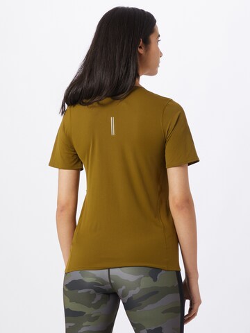 NIKE - Camiseta funcional 'City Sleek' en verde