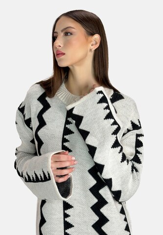 Elara Knit dress in Beige
