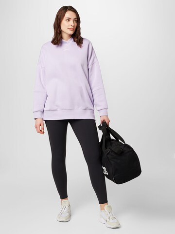 Skinny Pantaloni sport de la Reebok pe negru