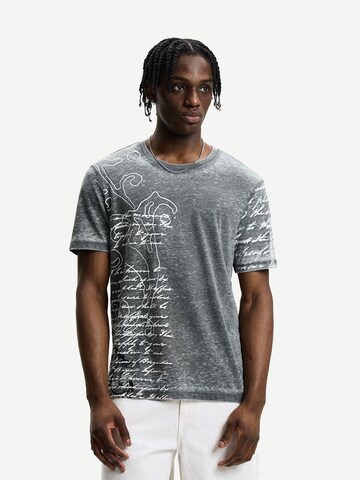 Bershka Shirt in Grijs: voorkant
