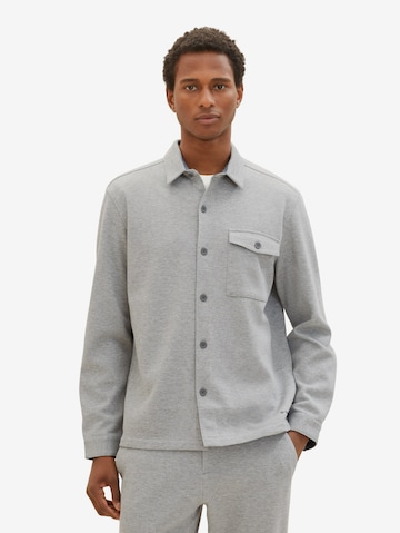 Coupe regular Chemise TOM TAILOR en gris : devant