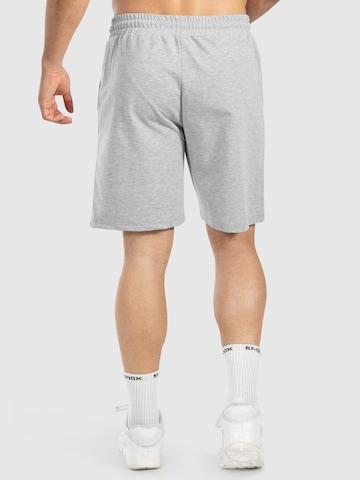 Loosefit Pantalon de sport ' Edin ' Smilodox en gris