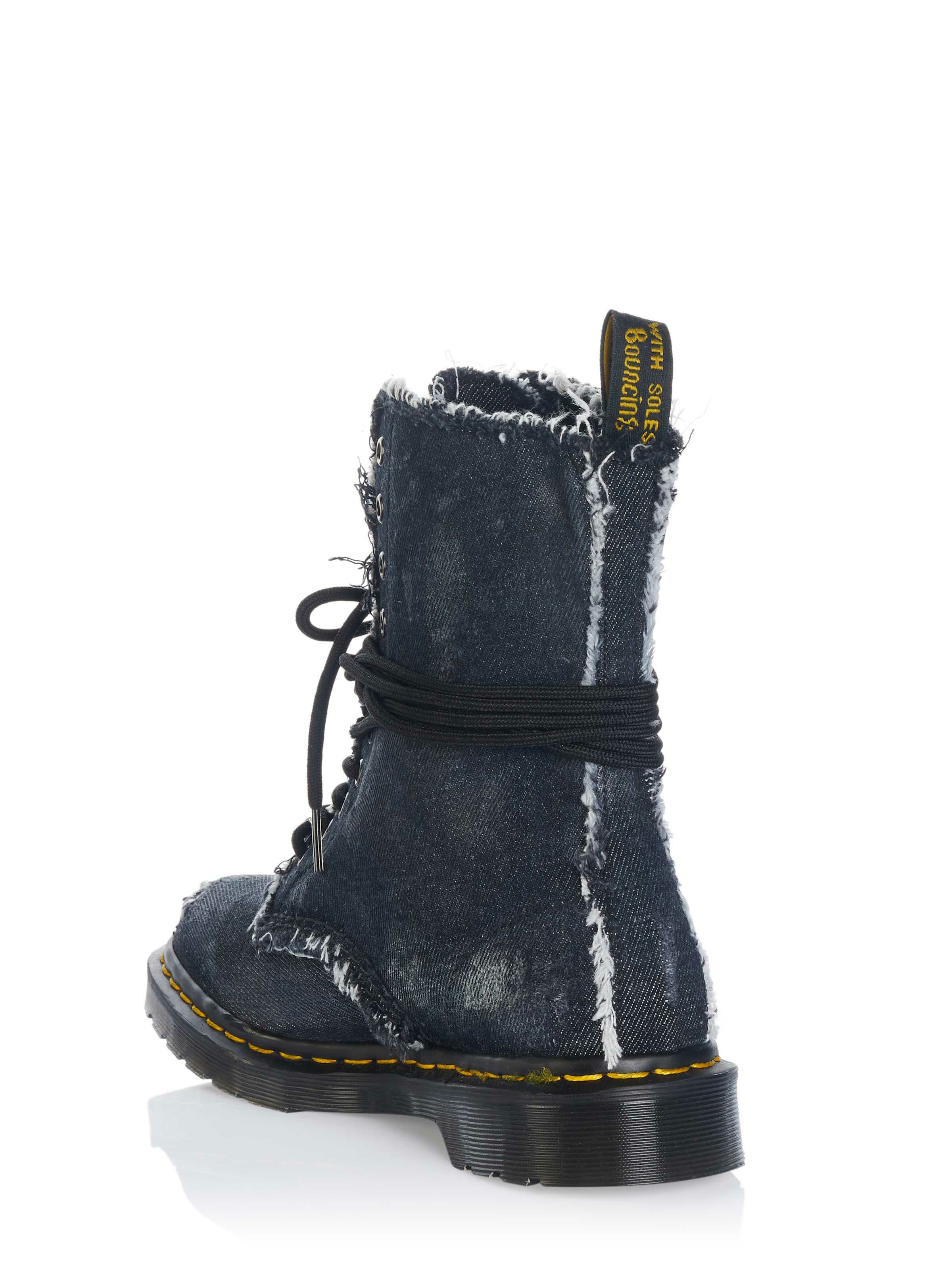 Dr. Martens Schnürstiefel in Blau
