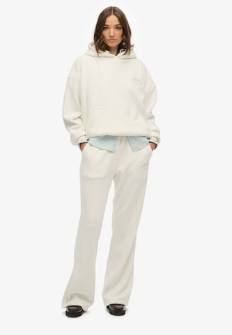 Sweat-shirt 'Country Club' Superdry en blanc