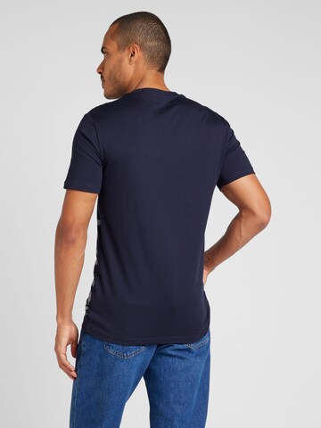 GUESS T-Shirt in Blau