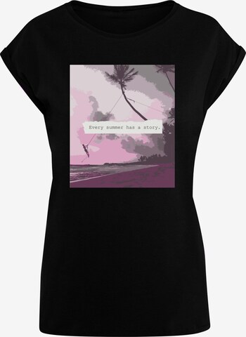Merchcode T-Shirt 'Summer - Every Summer Has A Story' in Schwarz: predná strana