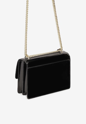 Kazar Clutch in Black