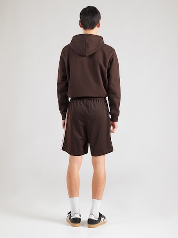 ADIDAS ORIGINALS Loosefit Nadrág 'FIREBIRD' - barna