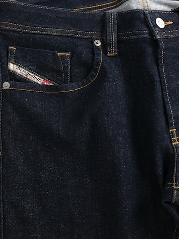 DIESEL - regular Vaquero 'MARKEE' en azul