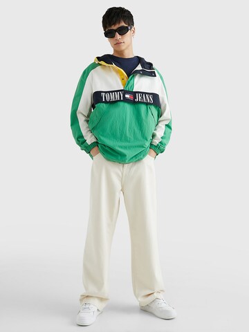 Tommy Jeans Between-Season Jacket 'Chicago Archive' in Green